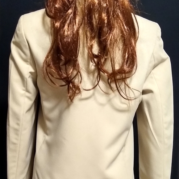 Classic Collection Single Breasted Beige Blazer 12 - Picture 3 of 6